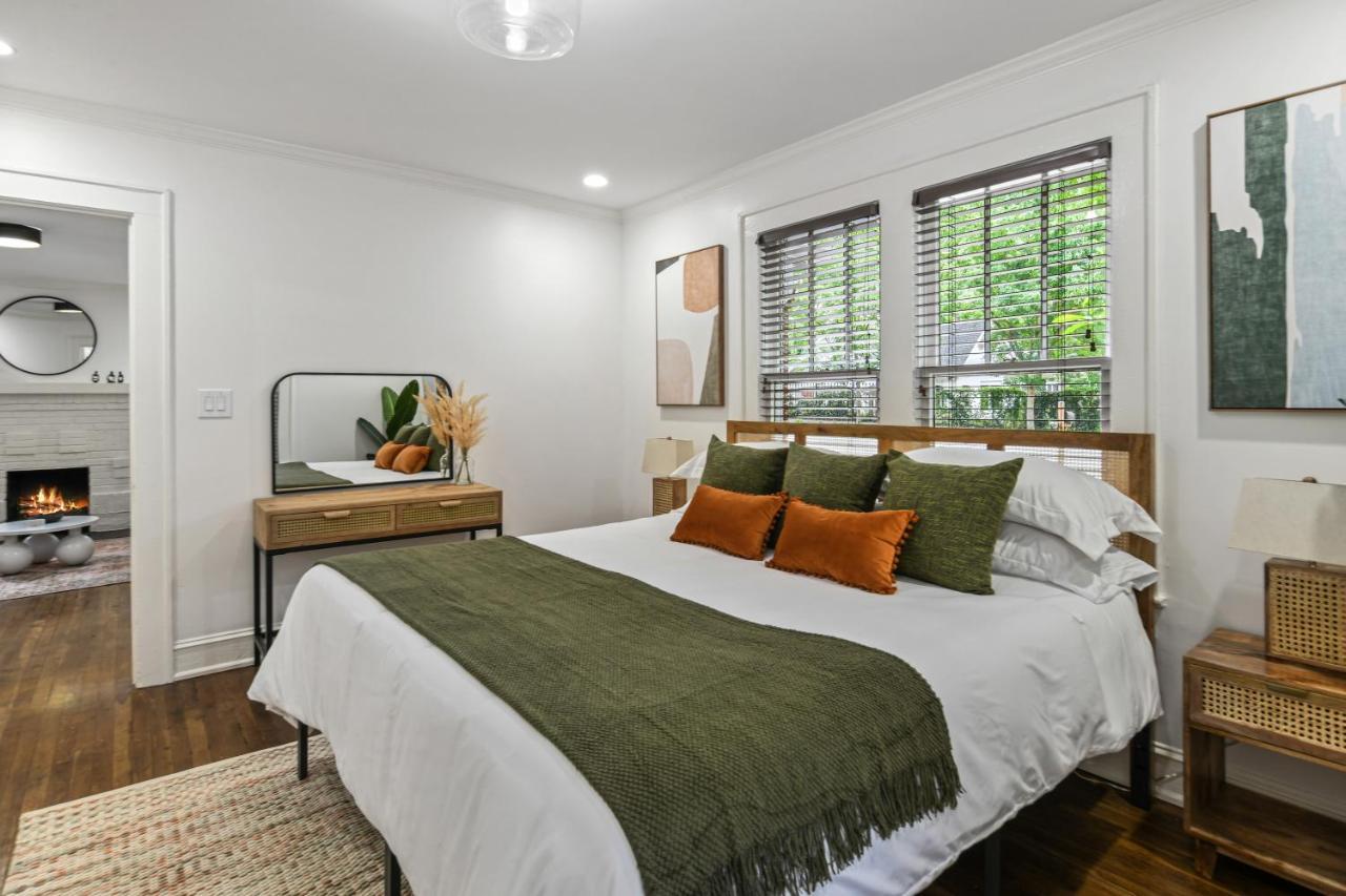 Sun Lit Bungalow With Good Vibes And Lots Of Wine - Designedbydom Atlanta Ngoại thất bức ảnh
