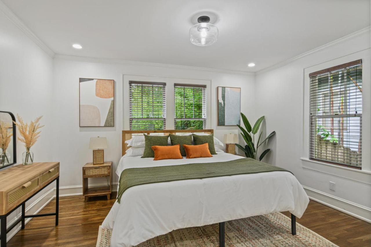 Sun Lit Bungalow With Good Vibes And Lots Of Wine - Designedbydom Atlanta Ngoại thất bức ảnh