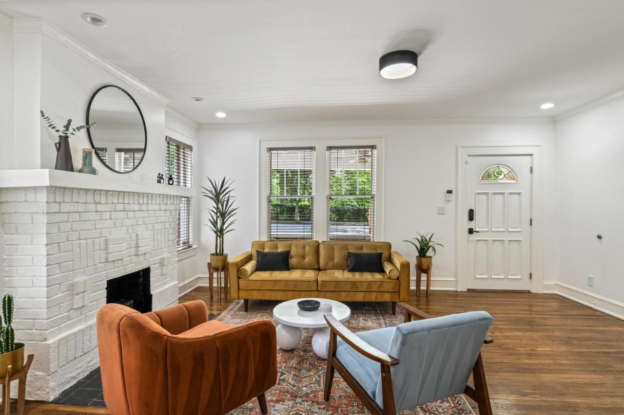 Sun Lit Bungalow With Good Vibes And Lots Of Wine - Designedbydom Atlanta Ngoại thất bức ảnh